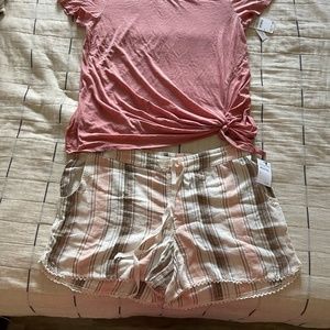 Women's Casual Shorts outfit XL NWT